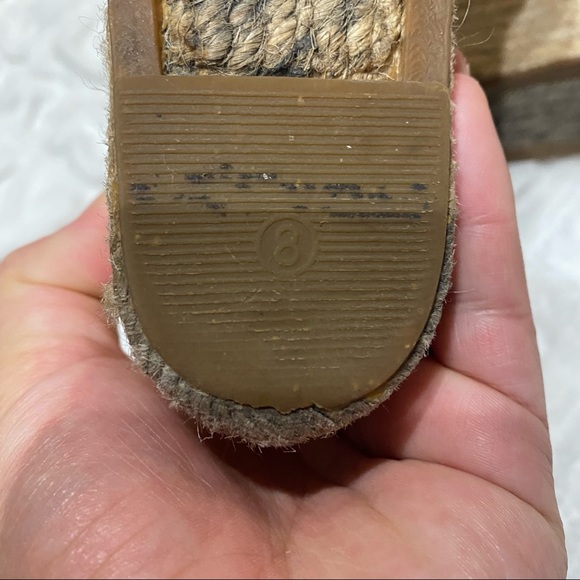 {Marc Fisher} Espadrille Wedges - Picture 8 of 9